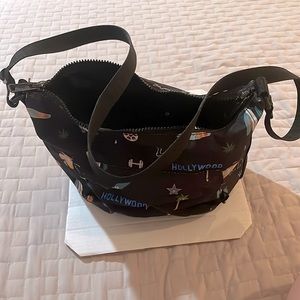 Lesport sac crossover  purse limited edition Los Angeles print only sold in LA